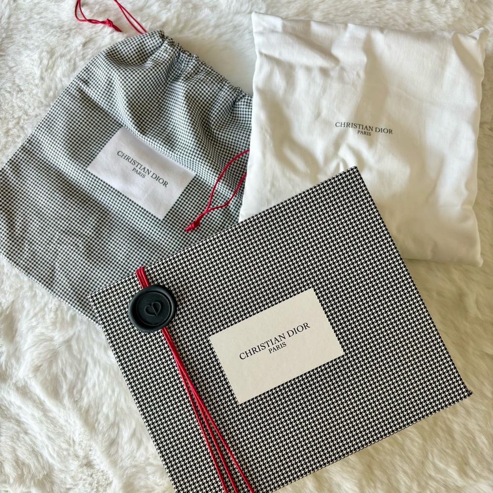 NEW Dior Bundle Houndstooth Gift Box Drawstring Pouch Bag Cosmetic Pillow